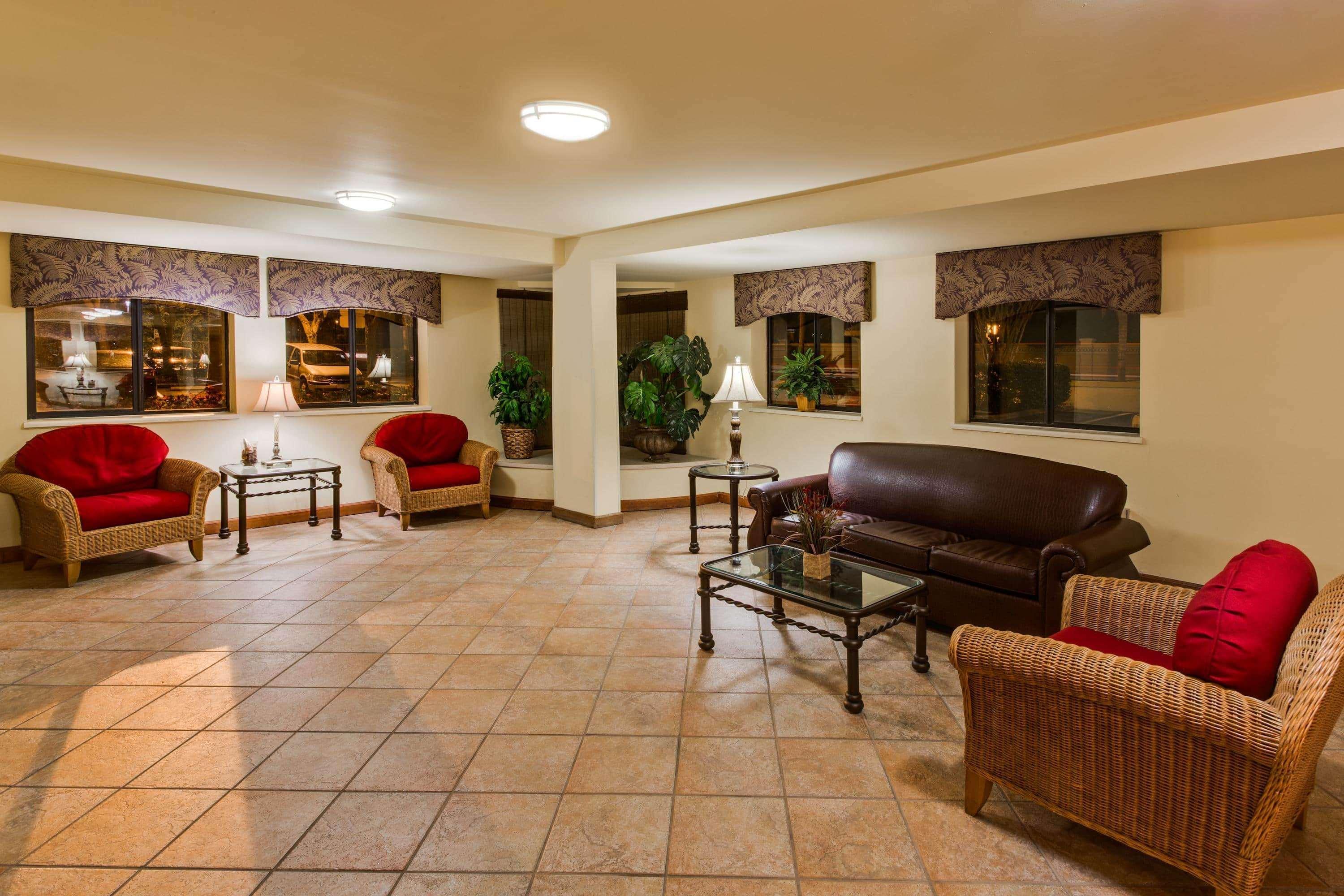 La Quinta Inn By Wyndham Tampa Near Busch Gardens Exterior foto