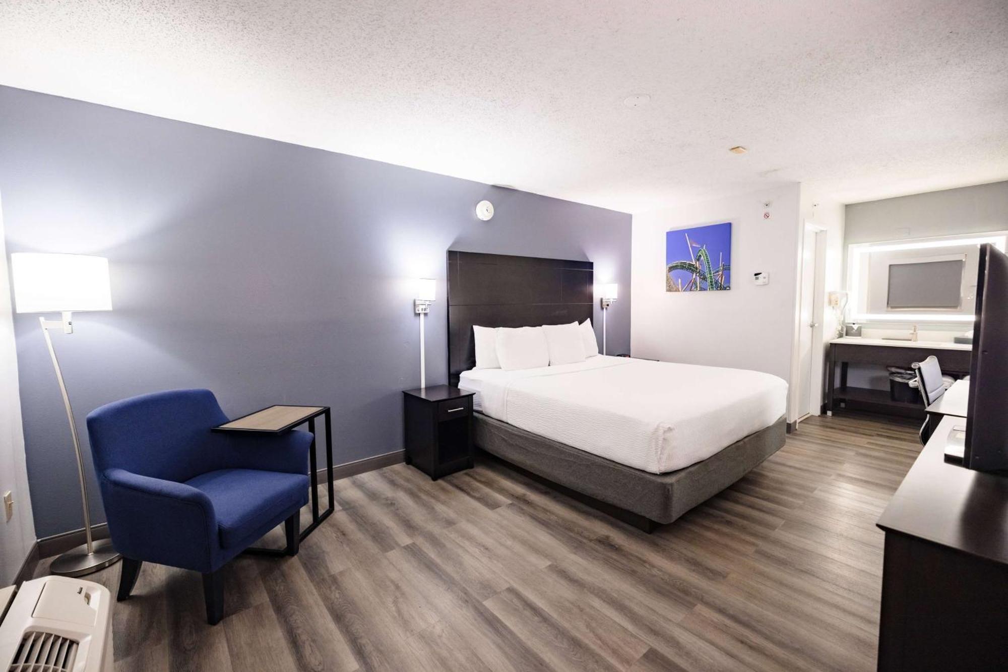 La Quinta Inn By Wyndham Tampa Near Busch Gardens Exterior foto
