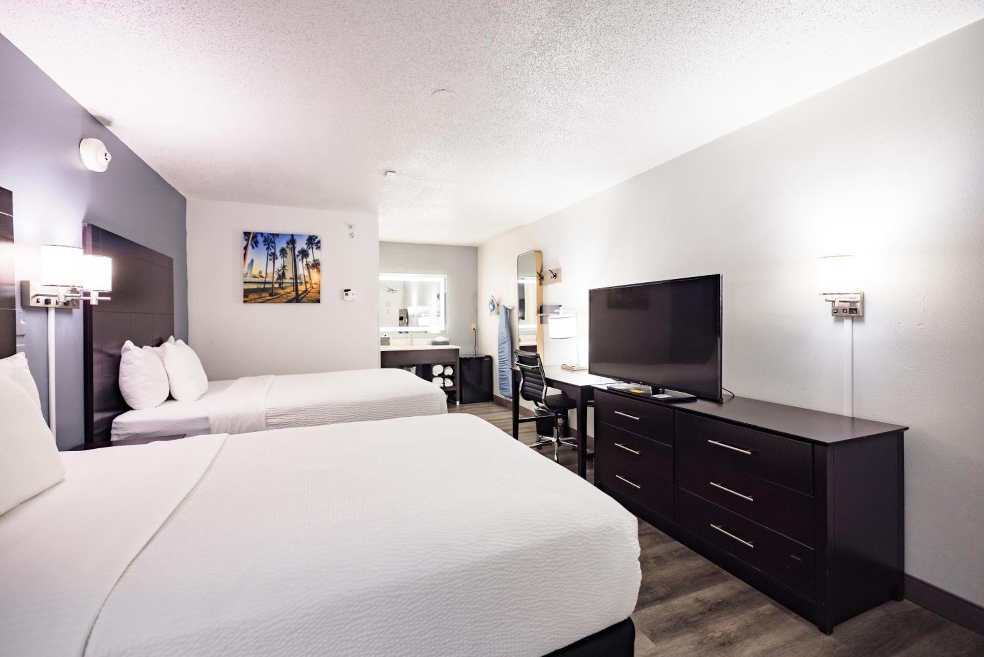 La Quinta Inn By Wyndham Tampa Near Busch Gardens Exterior foto